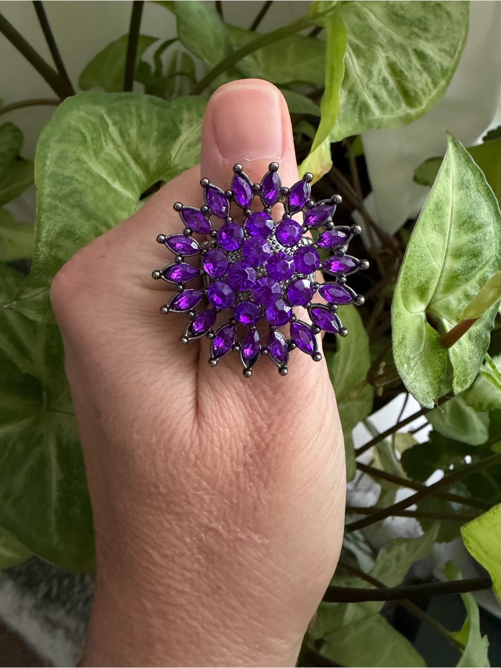 Vintage-Inspired Purple Floral Cocktail Ring - Women Jewelry